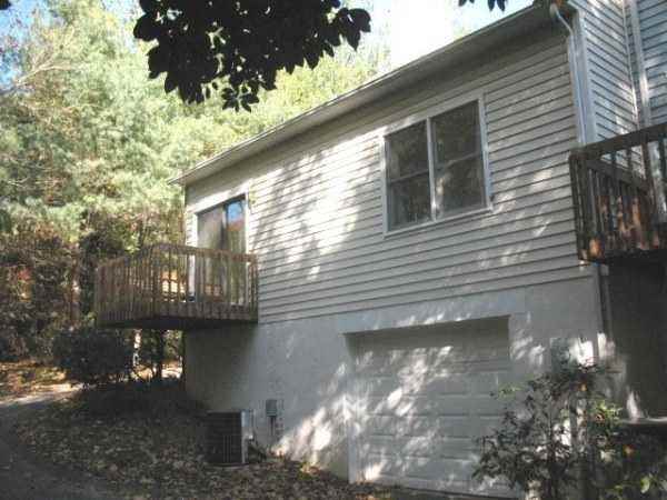 46 Wildwood Ave - Photo 2 of 10