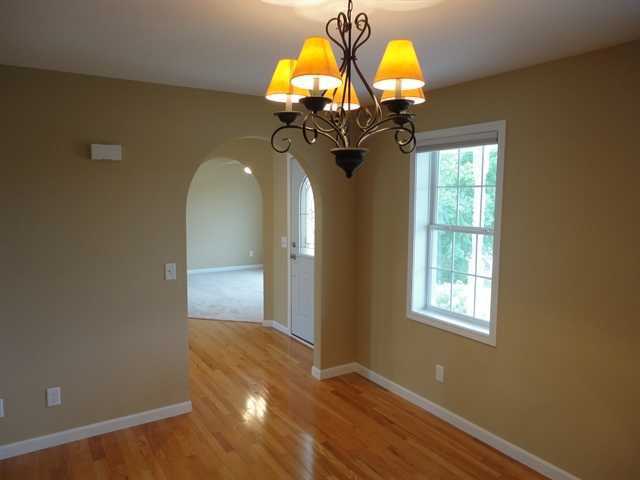 888 Lucas Ln - Photo 2 of 20