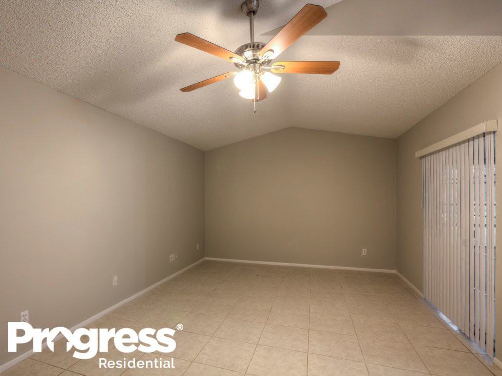 12818 Illinois Woods Ln - Photo 2 of 16