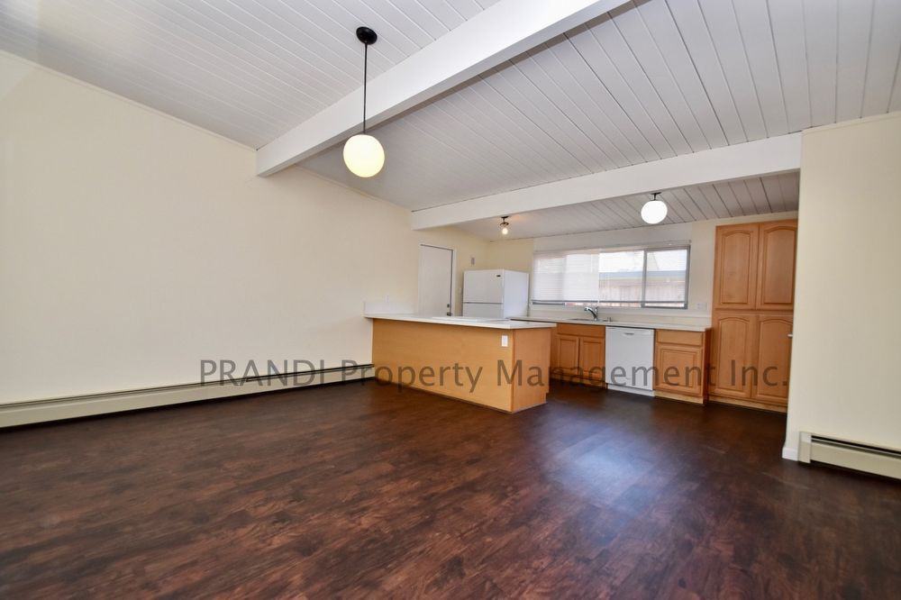 336 Mt Shasta Dr - Photo 3 of 21