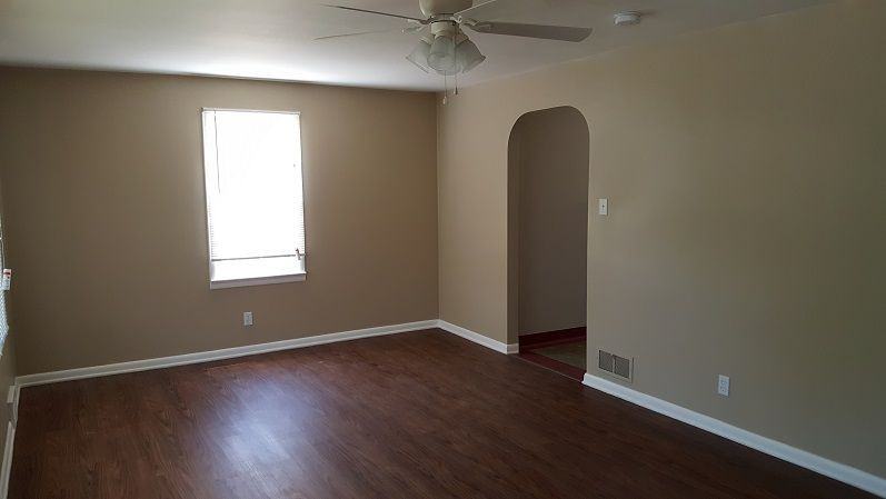 1321 Crestmore Pl - Photo 2 of 16