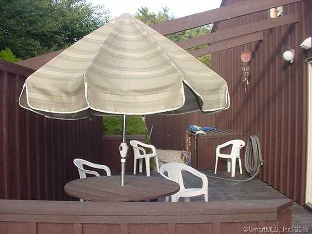 21 Watch Hill Ave - Photo 2 of 18