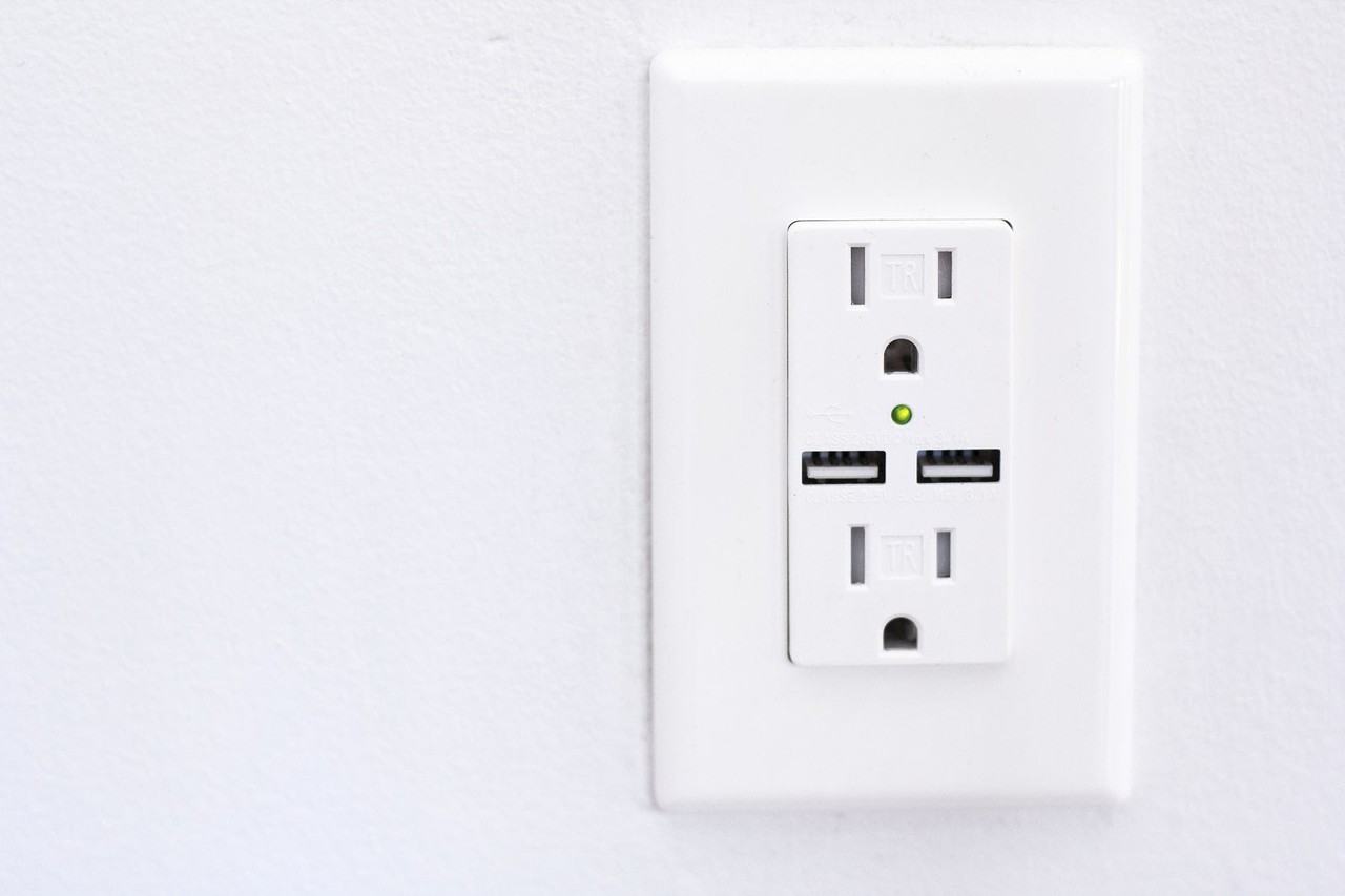 Merivale Rd & Kingston Ave - Photo 4 of 10