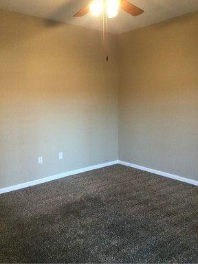 22 E. Dubois - 5b - Photo 3 of 8