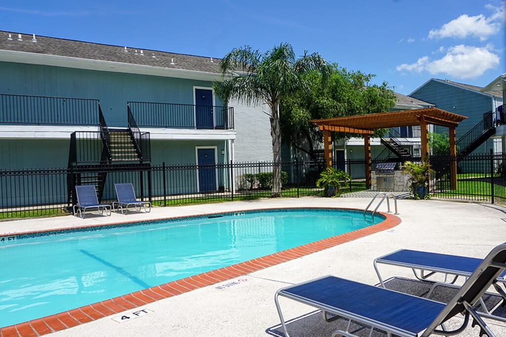 Banyan Bay Apartments - Photo 3 of 49