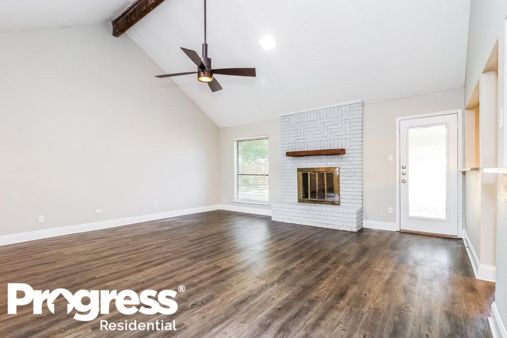 7804 Silveridge Dr - Photo 3 of 16
