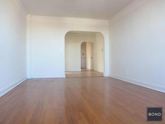 8850 88-50 179 St. 6B - Photo 2 of 2