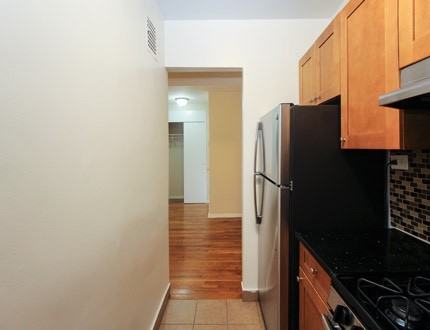 33-24 33-24 6M - Photo 2 of 7