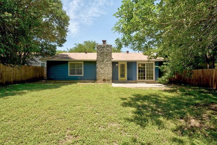 601 Buckskin Dr - Photo 3 of 19