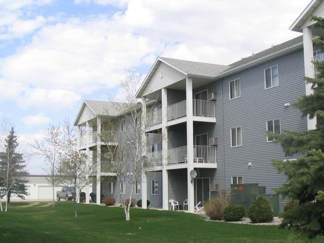 Flagstone Apartments 2651 36th Ave S, Fargo, ND 58104 Zumper