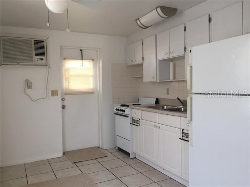 154 S New York Ave - Photo 3 of 14