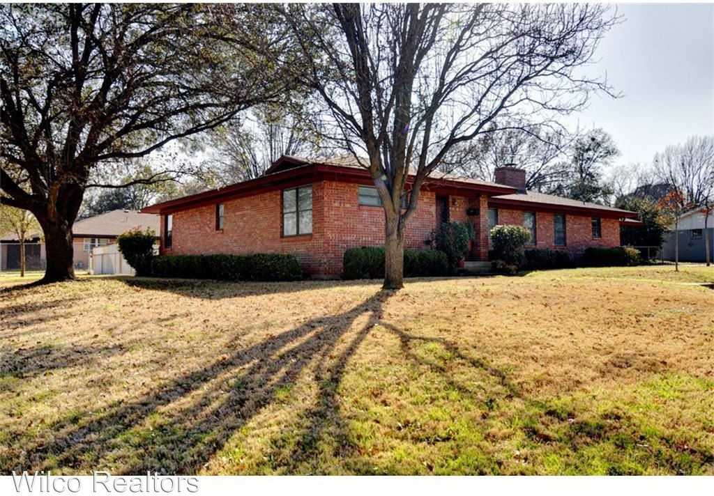 4101 Lanark Ave - Photo 2 of 49