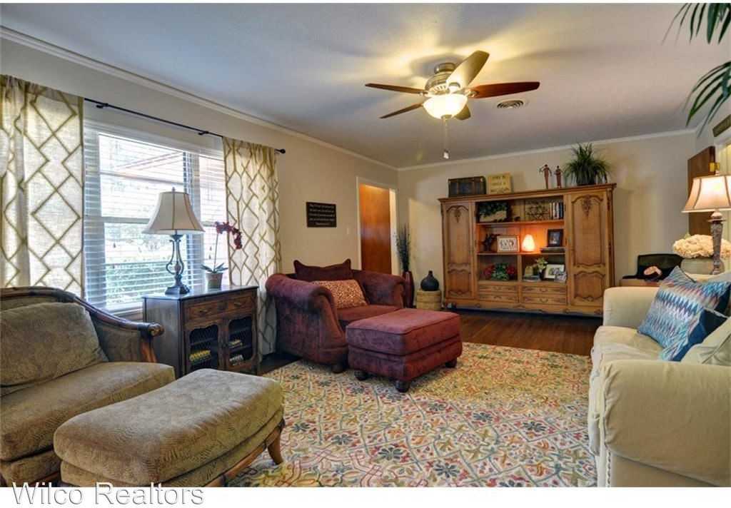 4101 Lanark Ave - Photo 3 of 49