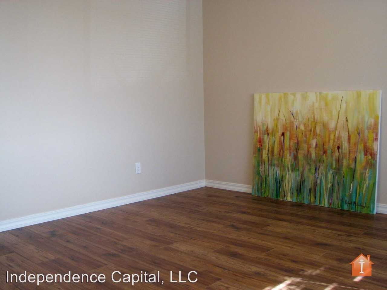 3500 Edgecliff Dr - Photo 2 of 22