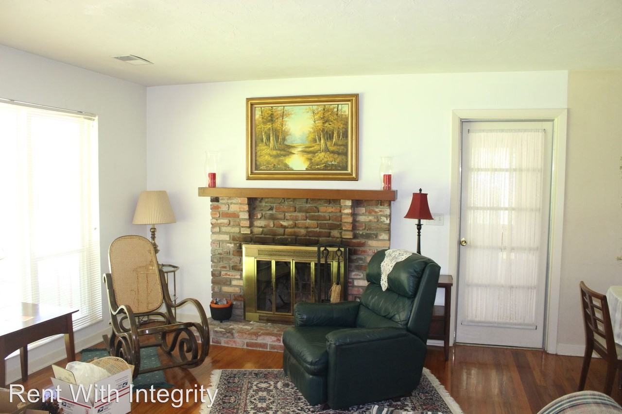 803 Abbiegail Dr - Photo 2 of 14