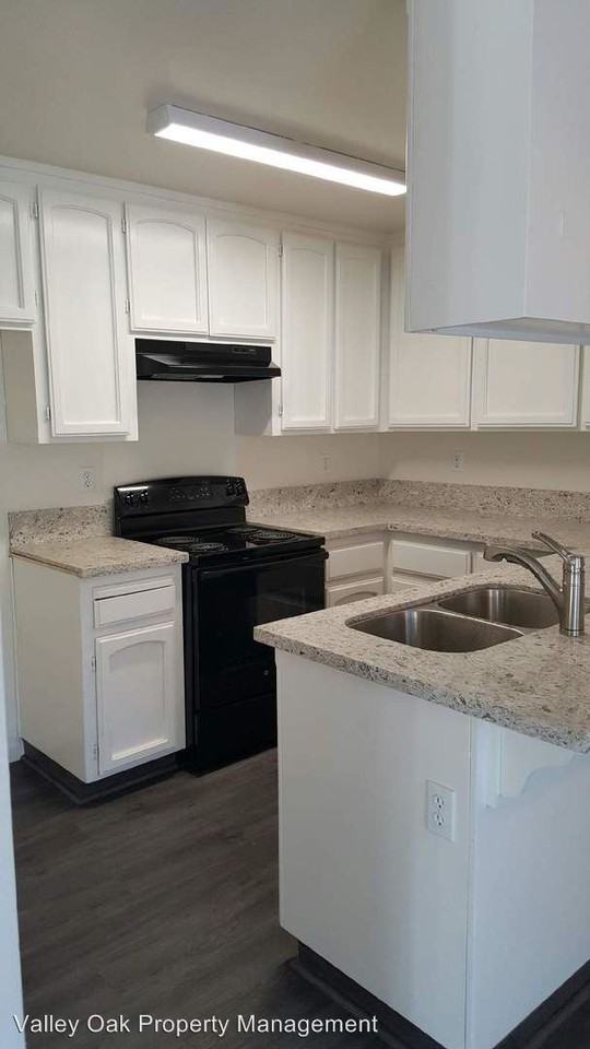 3624 Forest Glenn Dr - Photo 3 of 6