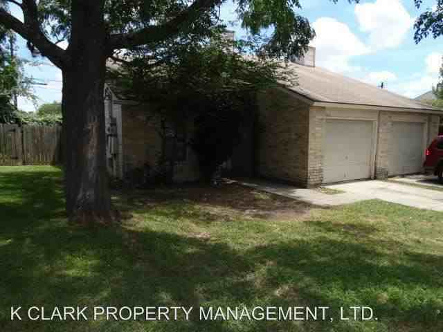 122 Whisper Way - Photo 3 of 39