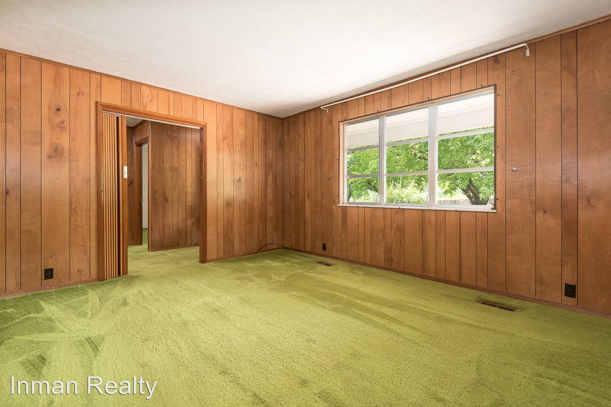 1940 Harris Rd - Photo 3 of 14