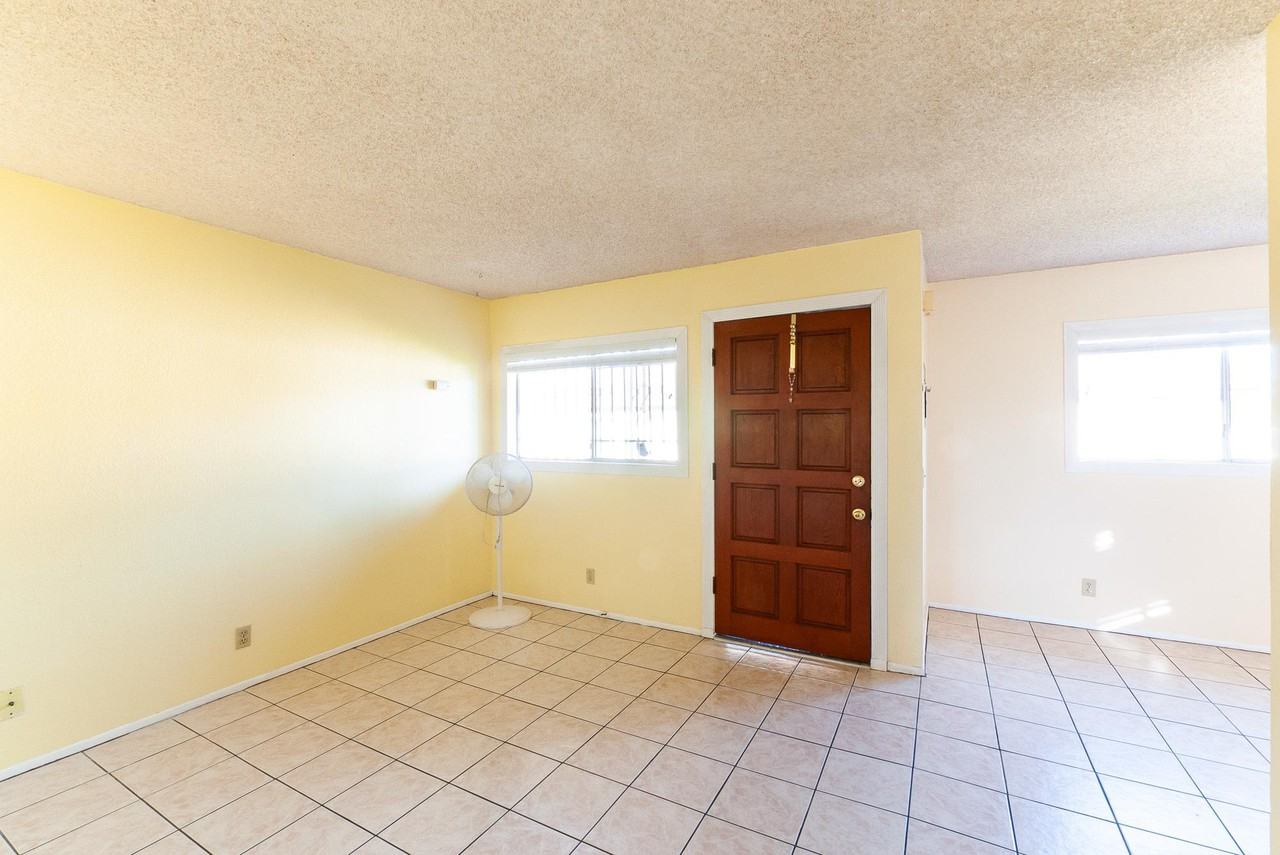 3502 Casitas Ave - Photo 3 of 14