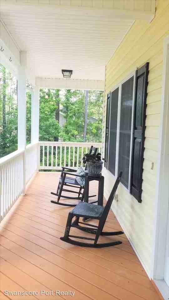 269 White Oak Bluff Rd - Photo 2 of 17