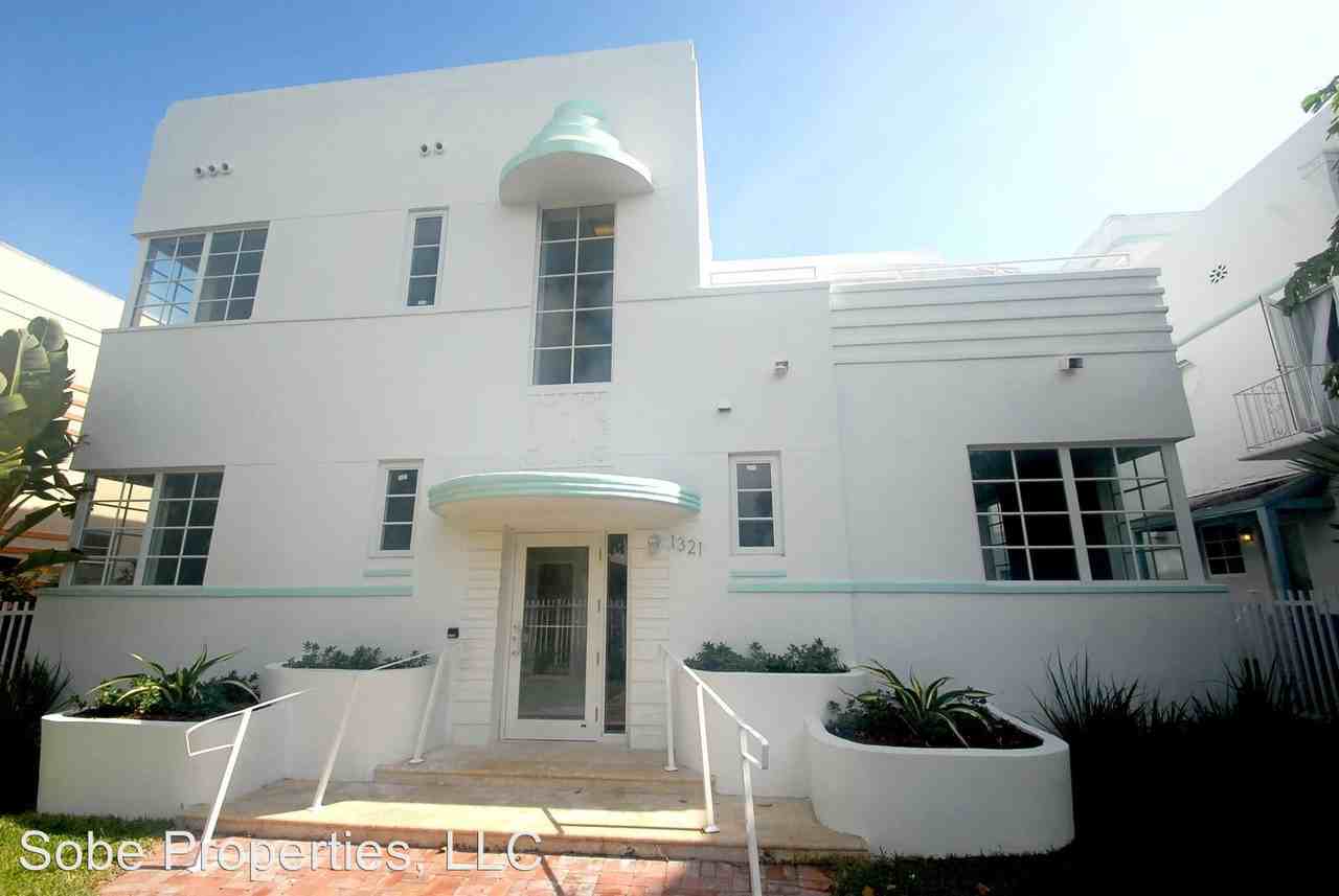 1321 Pennsylvania Avenue - Photo 2 of 12