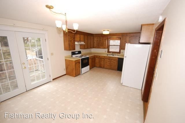 23 Melissa Dr - Photo 2 of 14