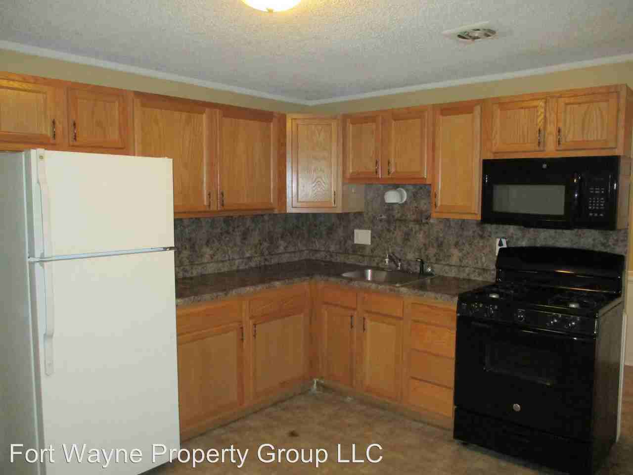2711 Manford St - Photo 3 of 10