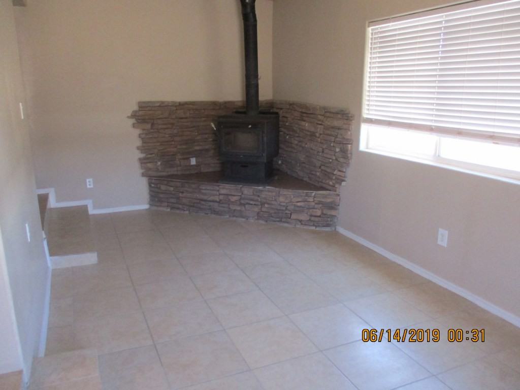 760 N Chelsea Ct - Photo 3 of 12