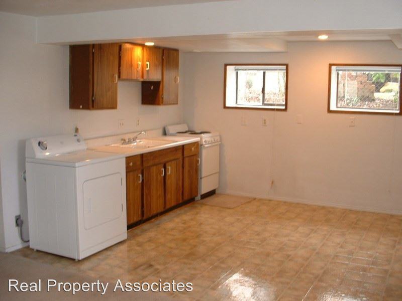 8212 15th Ave NE (oChoSan) - Photo 3 of 5