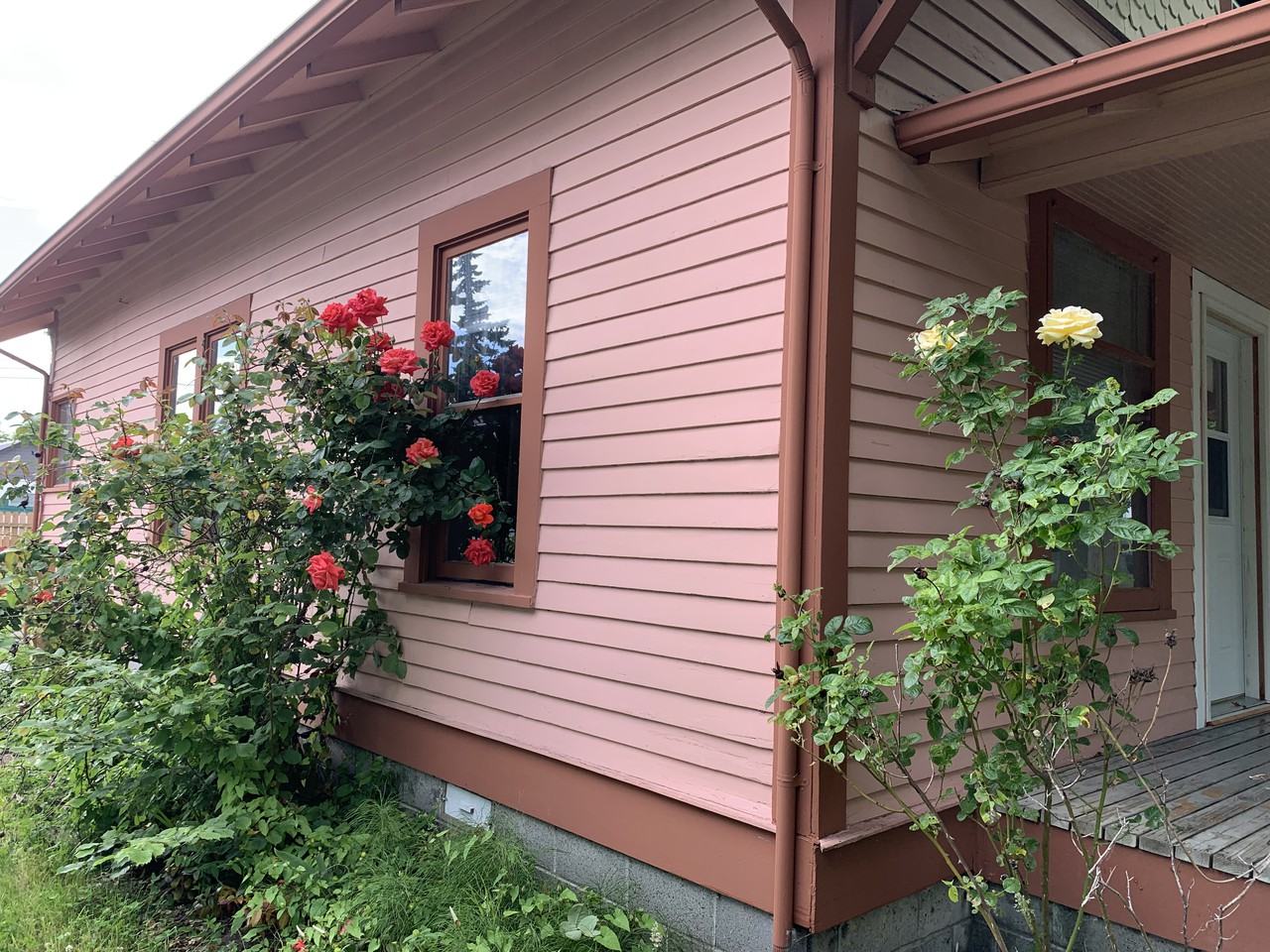 2615 James St - Photo 3 of 17