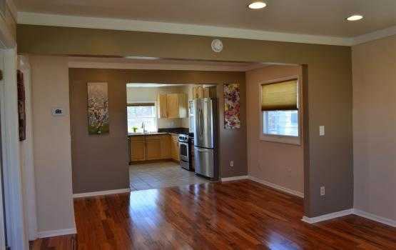 1930 Larchwood Dr - Photo 3 of 9