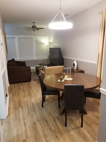 2309 W 50th St #2 - Photo 3 of 5