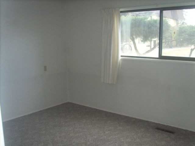 1506 Yellowstone Ave - Photo 2 of 7