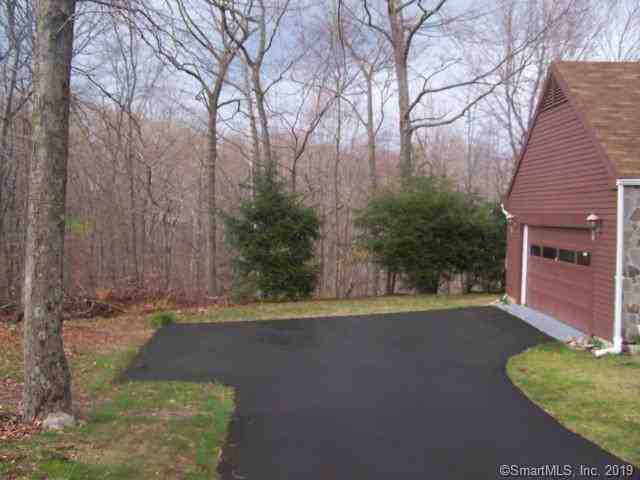 125 Woodcutters Drive - Photo 3 of 16