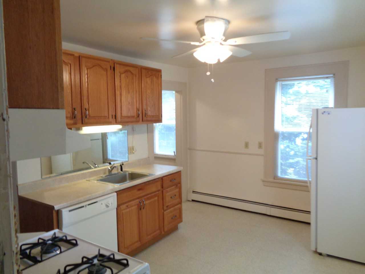 40 Somerville Street #2nd Floor - Photo 2 of 22