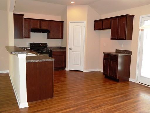 5125 Glen Eden Dr - Photo 3 of 13