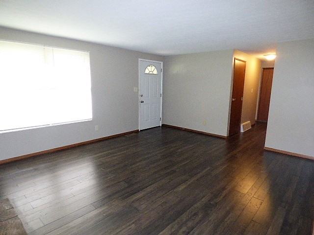 5826 5826 Riverton Court W Columbus Oh 43232-1647 - Photo 3 of 10