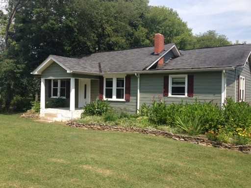 1904 Georgetown Rd NW - Photo 2 of 15