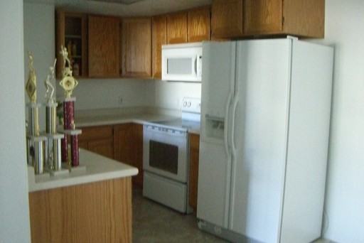 1245 W 1520 N - Photo 3 of 8