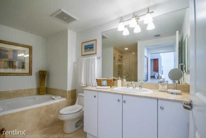 450 N Federal Hwy - Photo 3 of 15