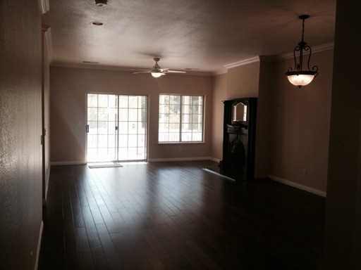 1780 N Mulberry - Photo 3 of 11