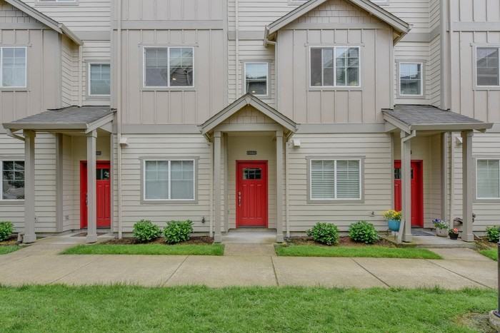 10339 SW Ridgepath Ln - Photo 3 of 34