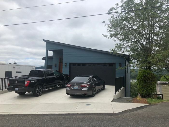 699 N 2nd St - Photo 2 of 17