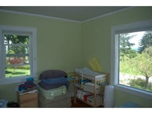 5732 Commercial Ave - Photo 3 of 14