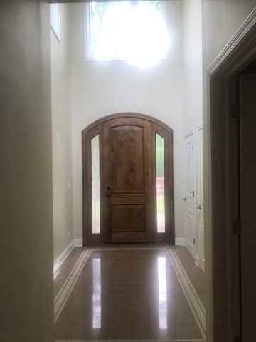 401 Beverly Dr - Photo 2 of 15