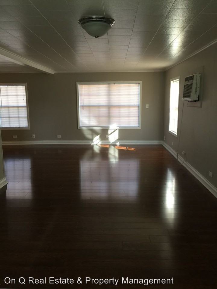 515 Timmons - Photo 3 of 19