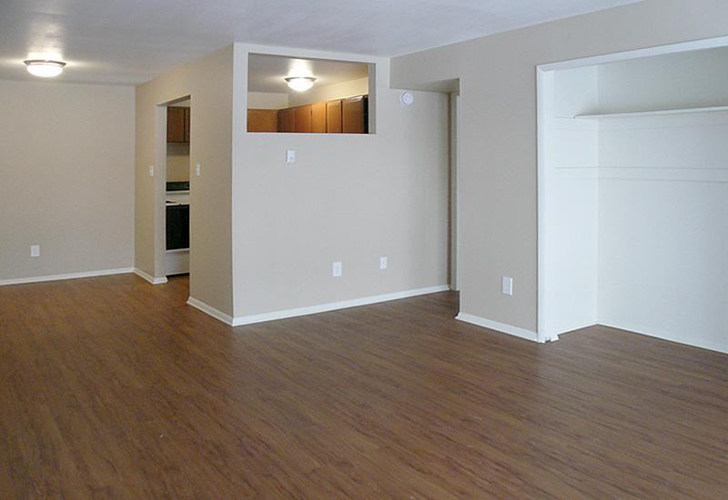 1865 Eaton St - Photo 3 of 12