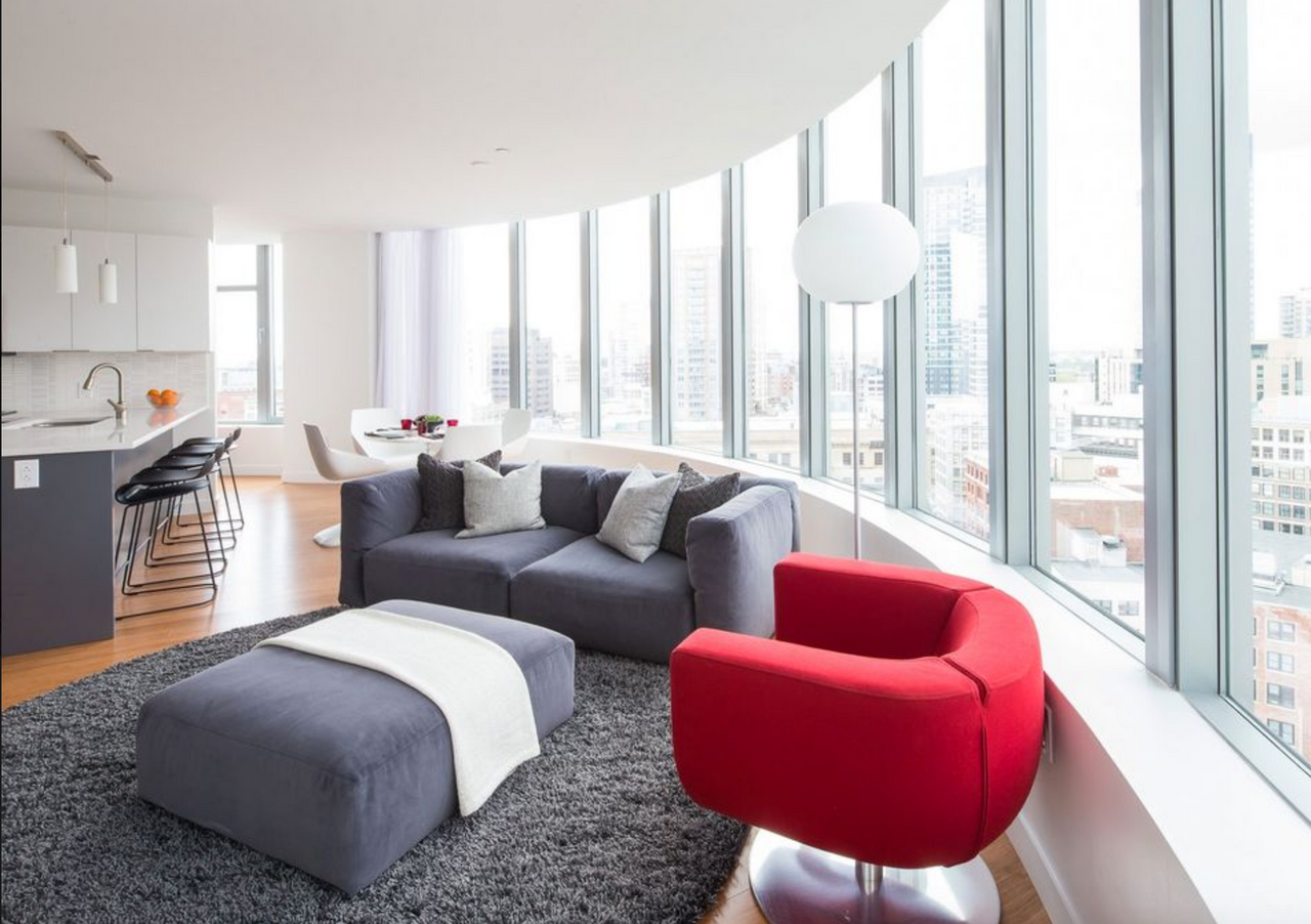 112 Kingston St - Photo 3 of 6