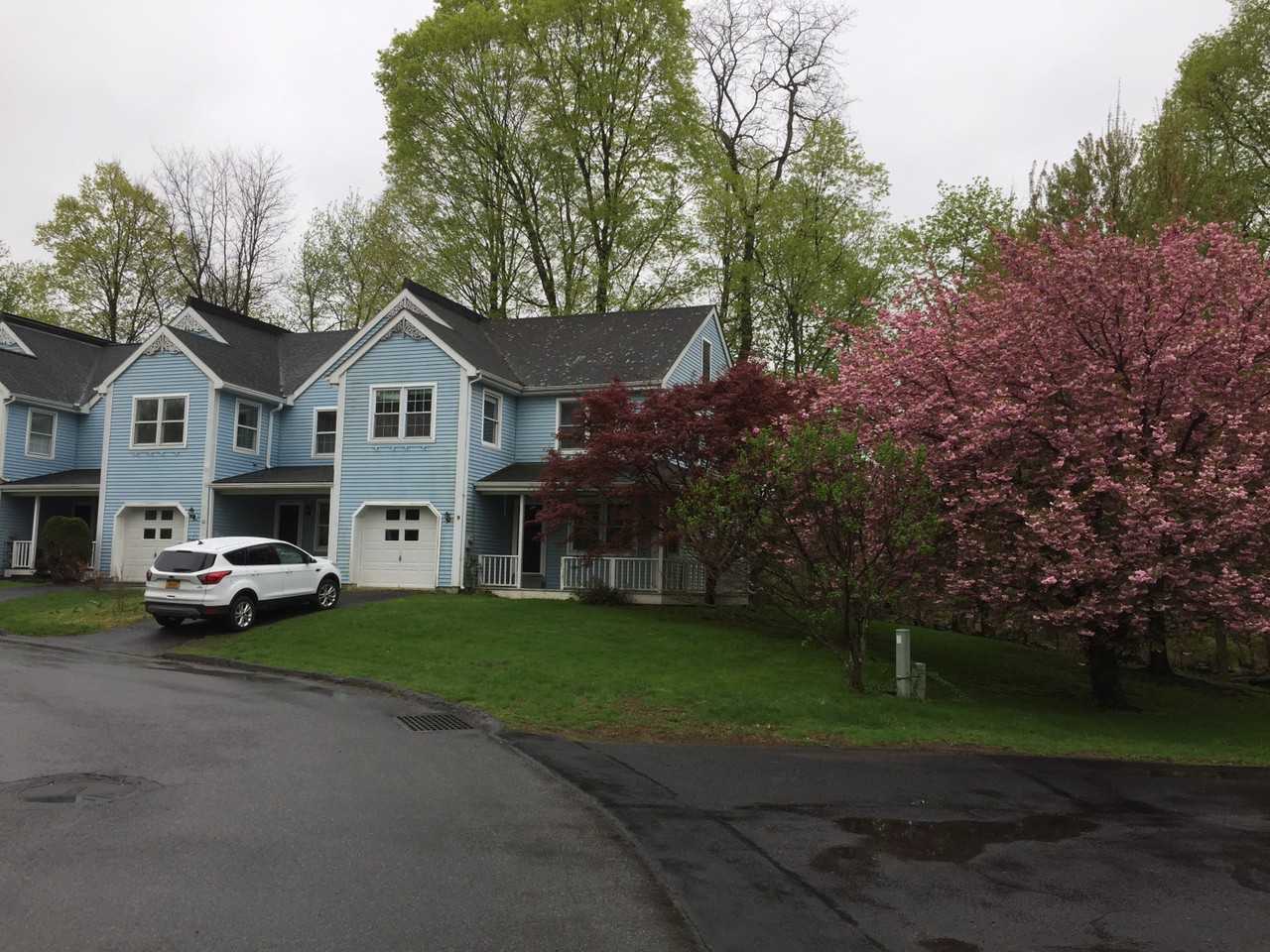 Windsor Ct, Poughkeepsie, NY 12601 Room for Rent for 800/month Zumper