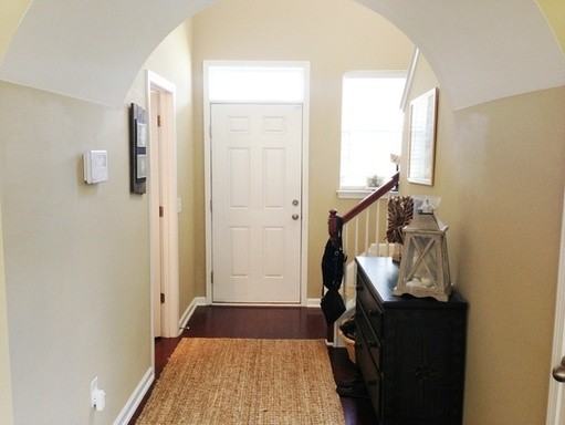 153 N Palm Dr - Photo 3 of 22